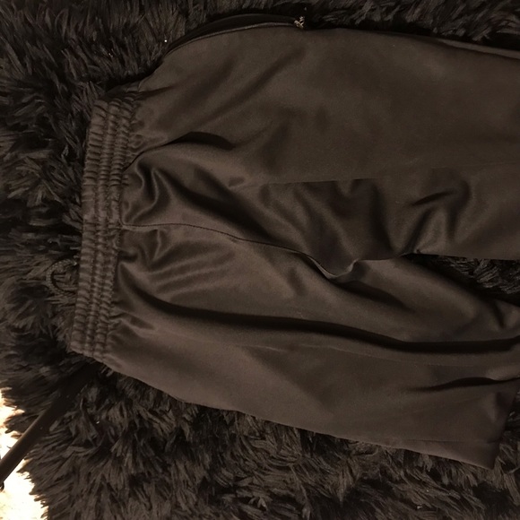 Adiddas sweat pants - Picture 4 of 5